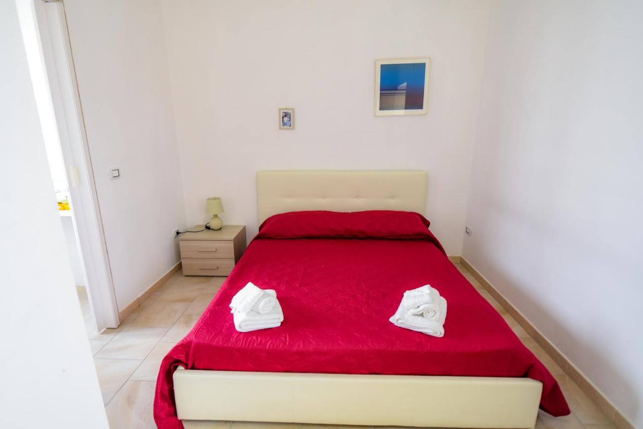 Sea Salento Casa Vacanze 푼타 프로슈토 외부 사진