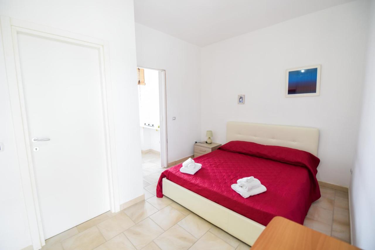 Sea Salento Casa Vacanze 푼타 프로슈토 외부 사진